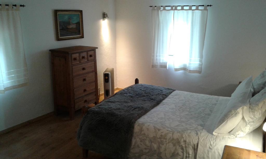 Typical Small House Near Lisbon Oeiras Room photo