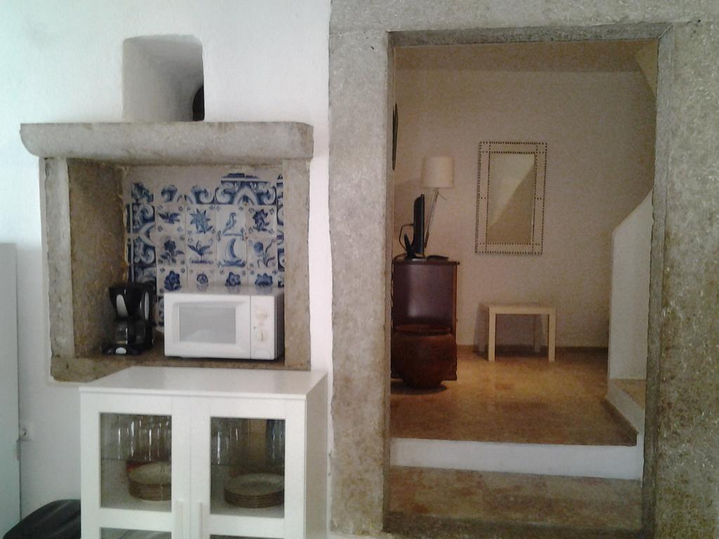 Typical Small House Near Lisbon Oeiras Exterior photo